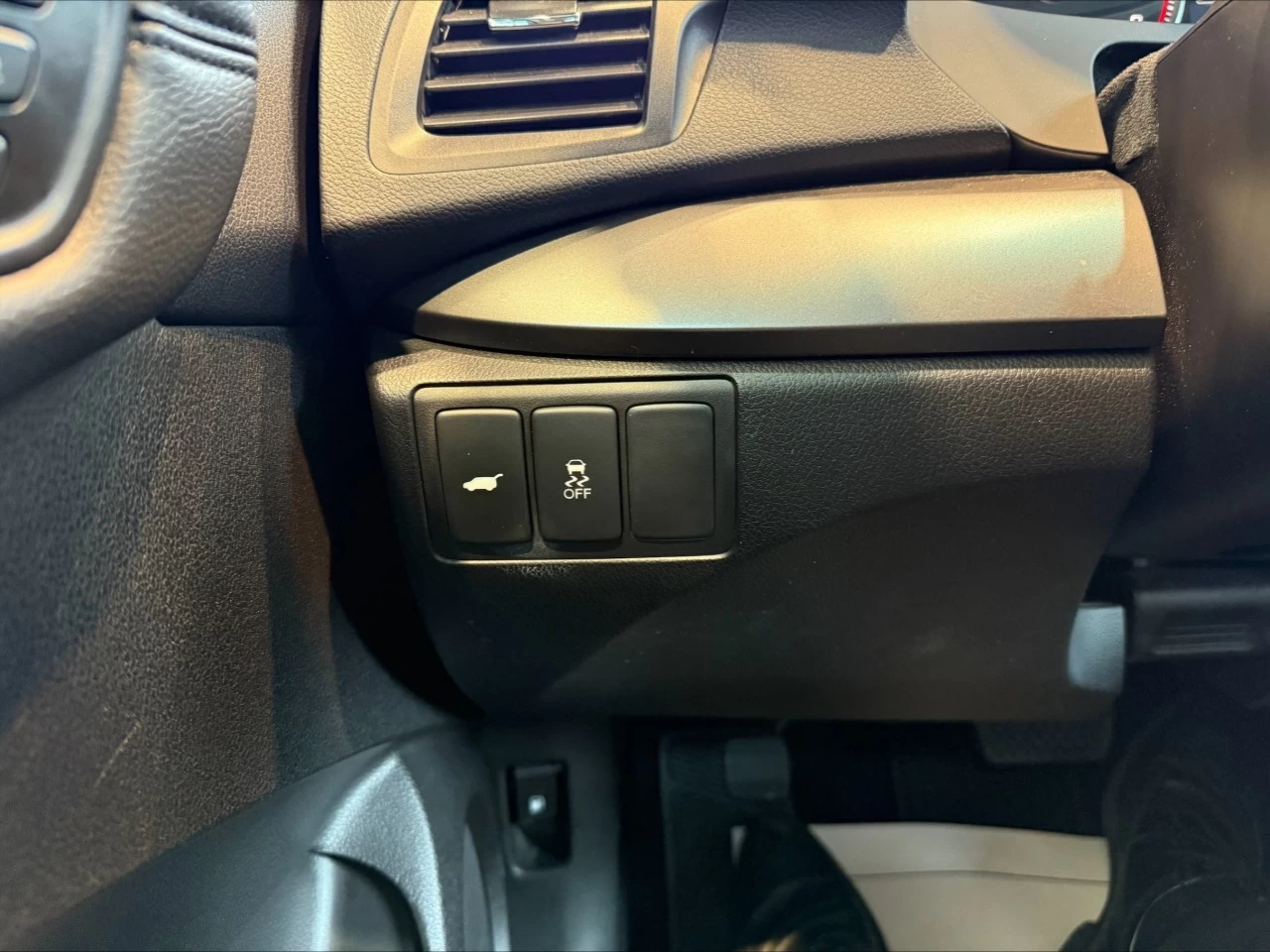 2015 Acura RDX Tech Pkg https://www.acuramontrealcentre.com/resize/b990ff35b810a3abc0cc817b2ca24889-1