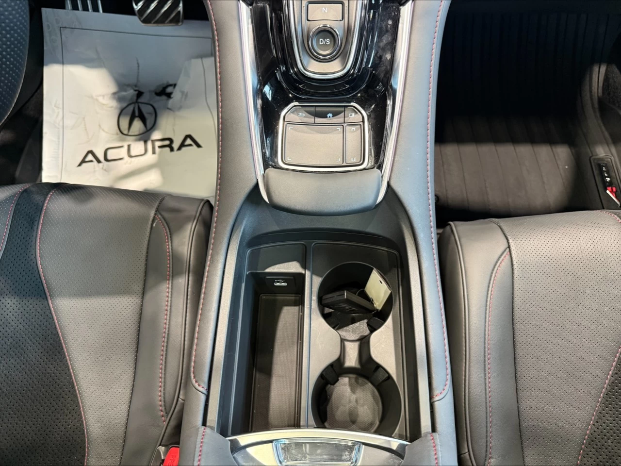 2024 Acura RDX A-Spec https://www.acuramontrealcentre.com/resize/b990ff35b810a3abc0cc817b2ca24889-1