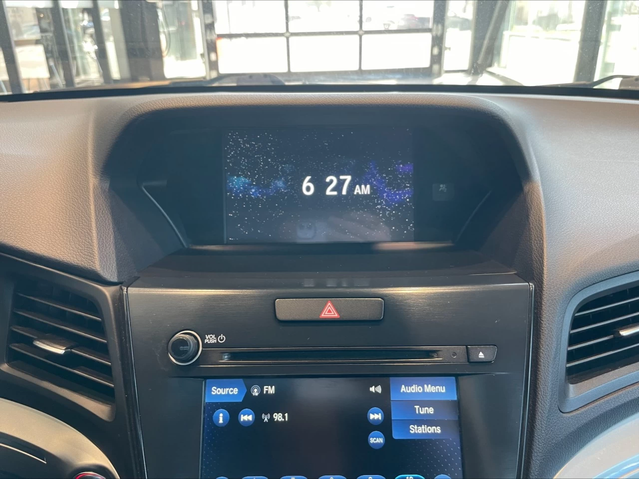 2020 Acura ILX Premium https://www.acuramontrealcentre.com/resize/b990ff35b810a3abc0cc817b2ca24889-1