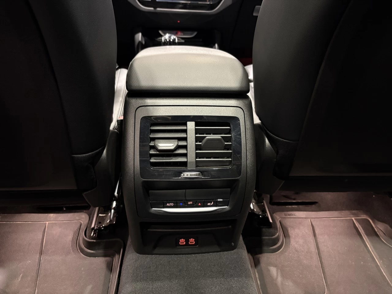 2023 BMW X3 M40i Image principale