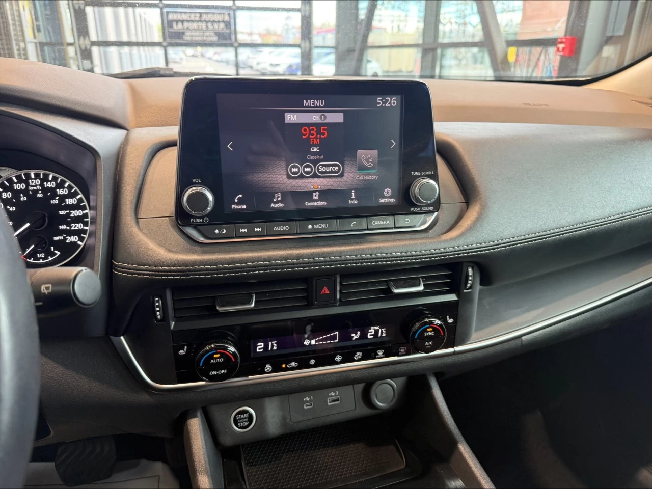 2021 Nissan Rogue S https://www.acuramontrealcentre.com/resize/b990ff35b810a3abc0cc817b2ca24889-1