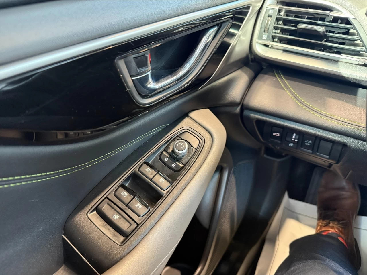 2020 Subaru Outback Outdoor XT https://www.acuramontrealcentre.com/resize/b990ff35b810a3abc0cc817b2ca24889-1