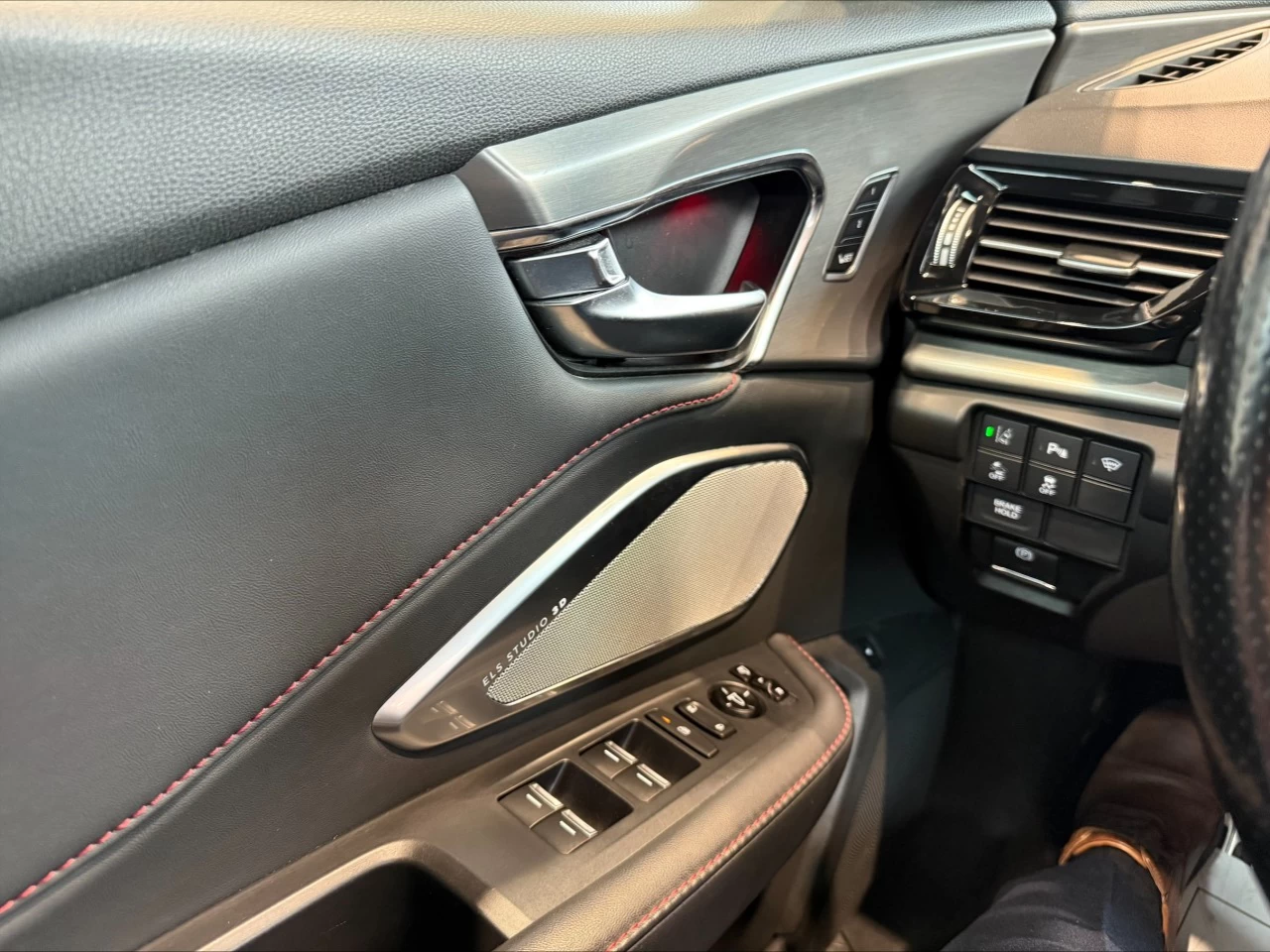 2021 Acura RDX A-Spec https://www.acuramontrealcentre.com/resize/b990ff35b810a3abc0cc817b2ca24889-1