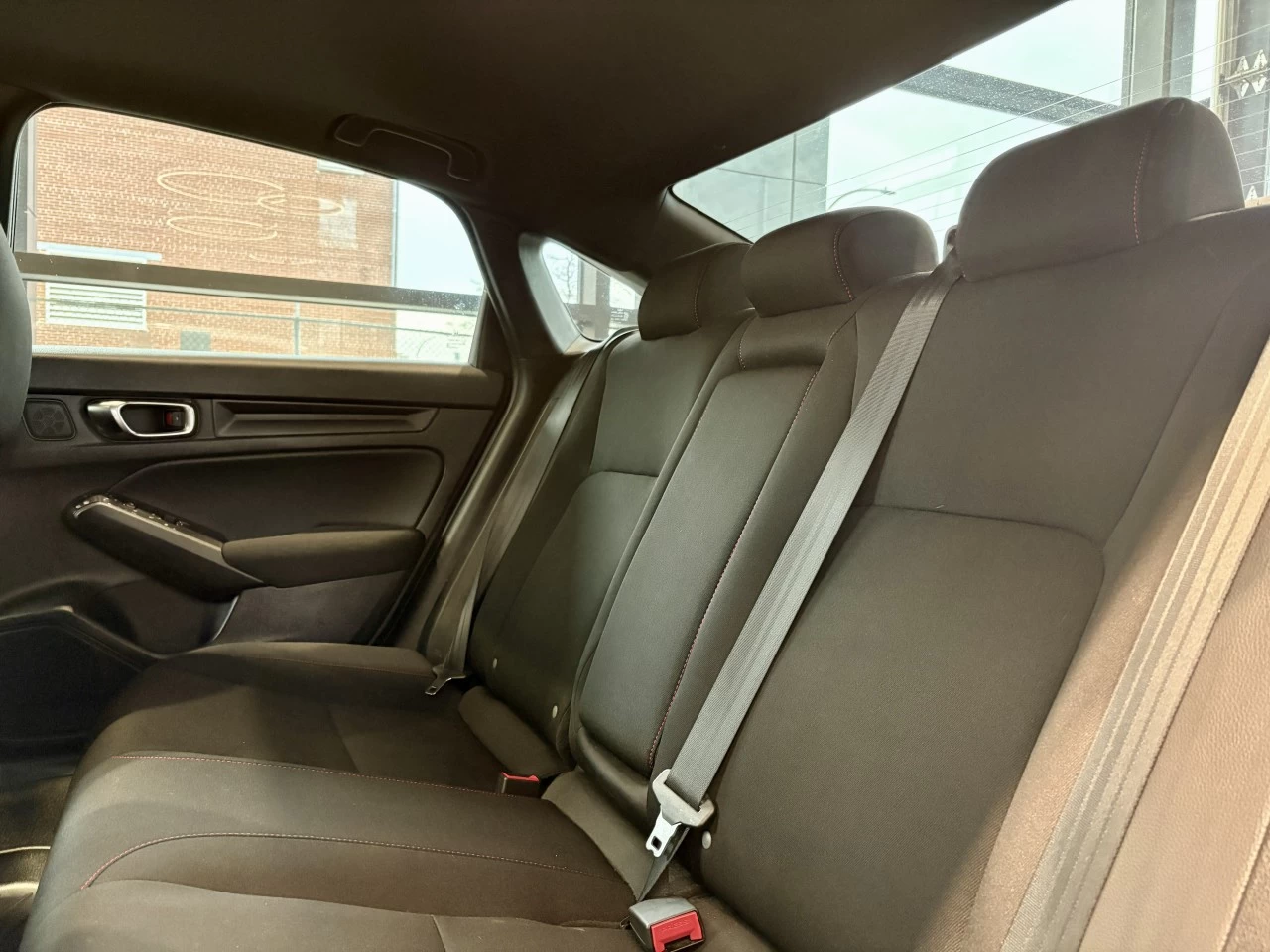 2022 Honda Civic Si berline Manual https://www.acuramontrealcentre.com/resize/b990ff35b810a3abc0cc817b2ca24889-1