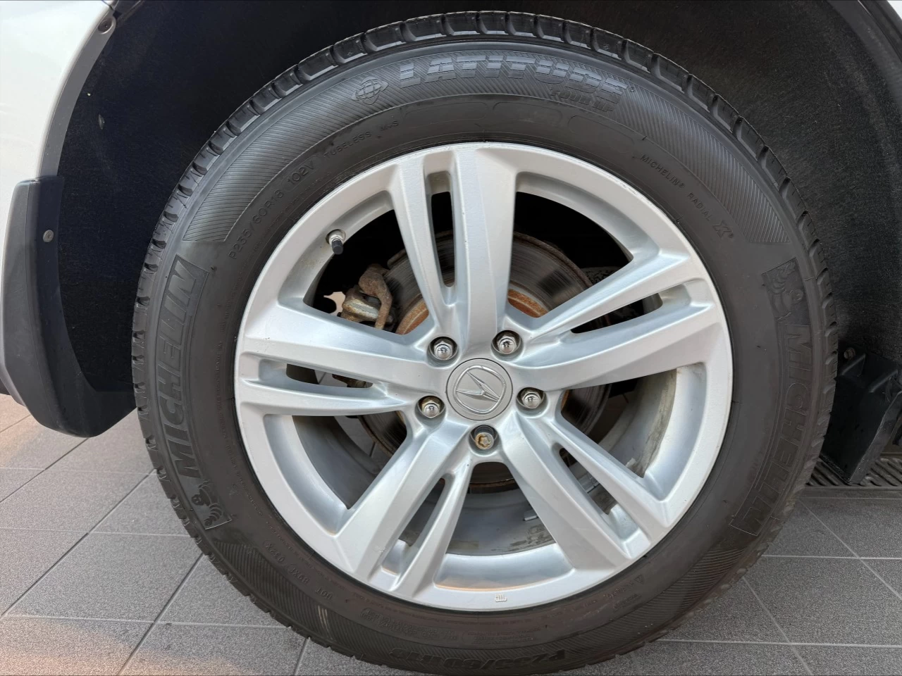 2015 Acura RDX Tech Pkg https://www.acuramontrealcentre.com/resize/b990ff35b810a3abc0cc817b2ca24889-1