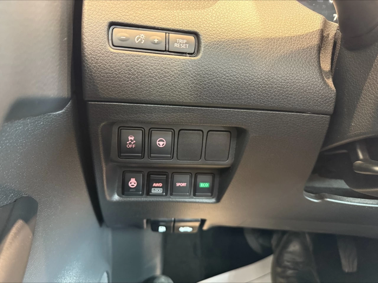 2021 Nissan Qashqai SL https://www.acuramontrealcentre.com/resize/b990ff35b810a3abc0cc817b2ca24889-1