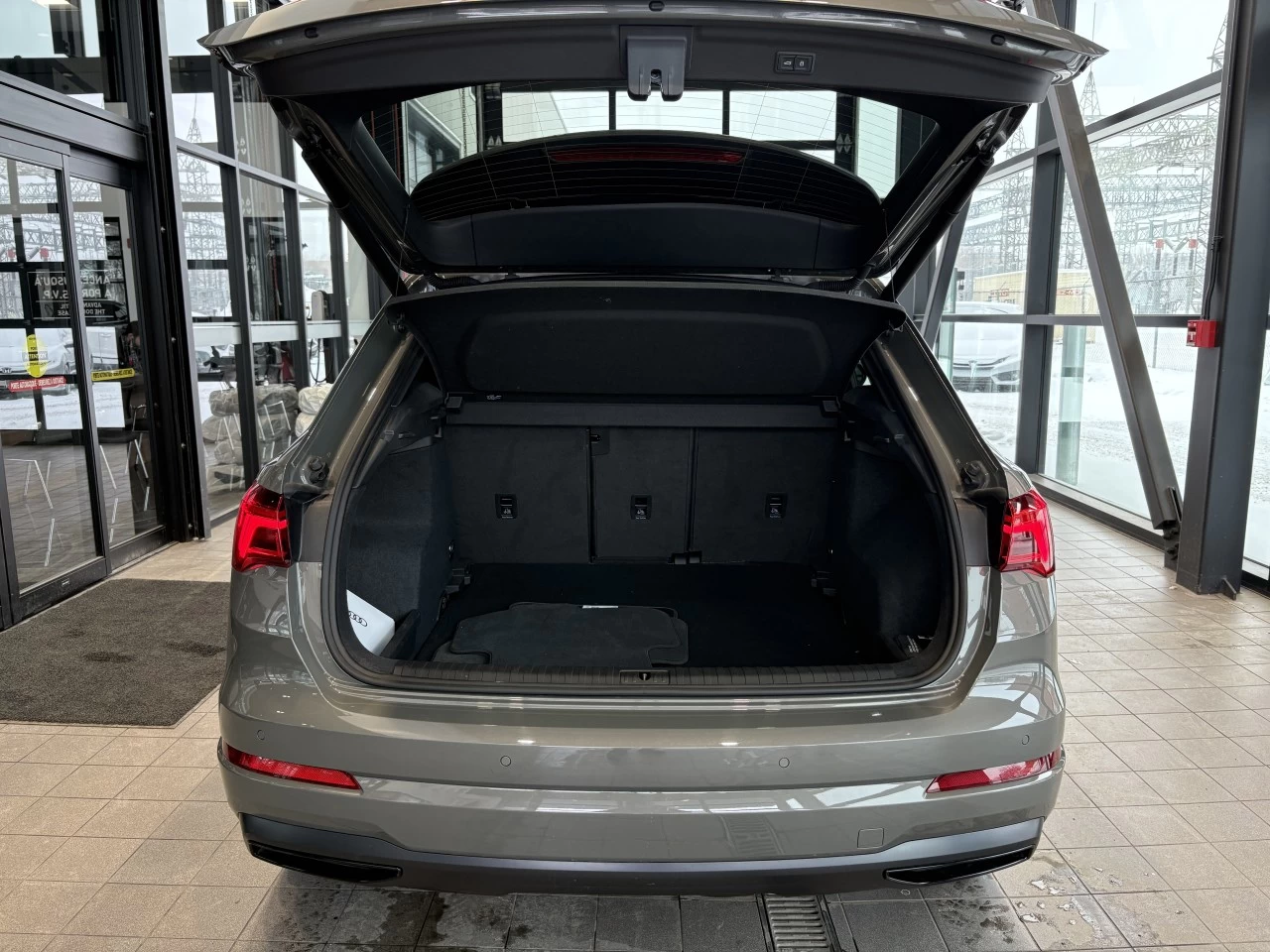 2023 Audi Q3 Komfort Main Image