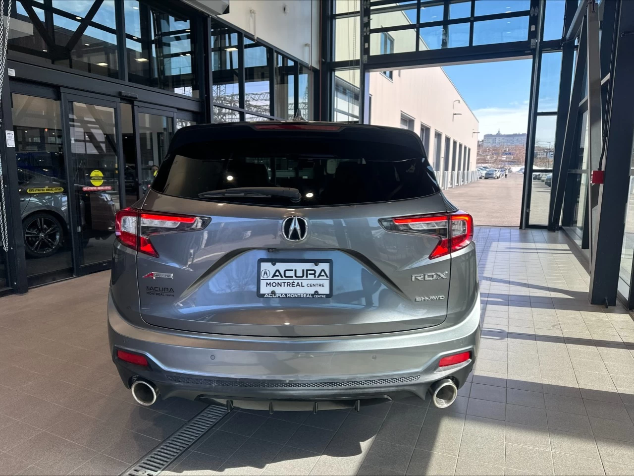 2022 Acura RDX Platinum Elite A-Spec/PMC Edition https://www.acuramontrealcentre.com/resize/b990ff35b810a3abc0cc817b2ca24889-1