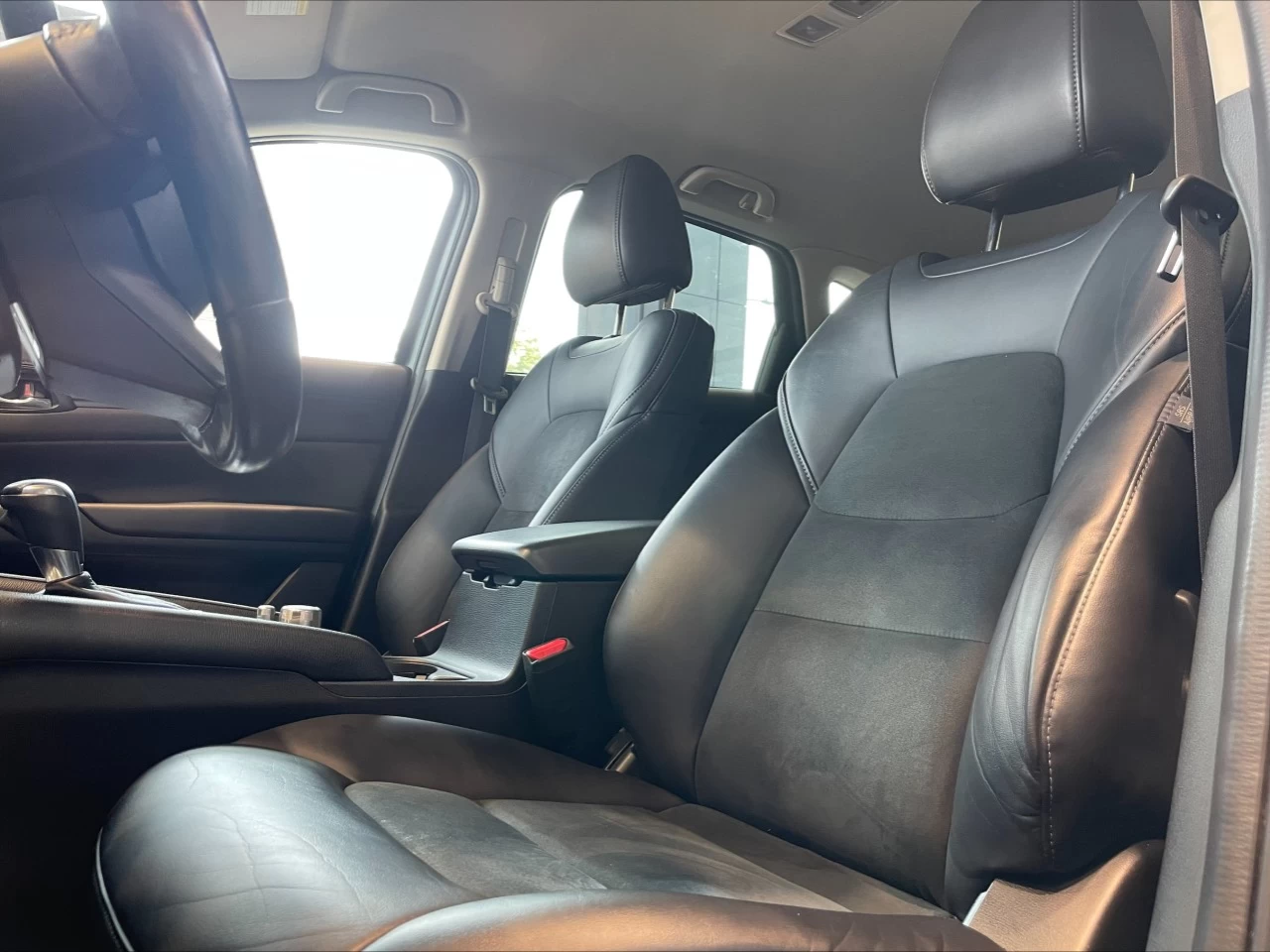 2017 Mazda CX-5 GS https://www.acuramontrealcentre.com/resize/b990ff35b810a3abc0cc817b2ca24889-1