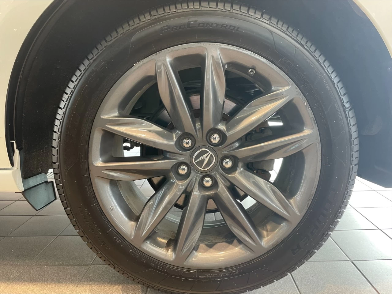 2019 Acura MDX A-Spec https://www.acuramontrealcentre.com/resize/b990ff35b810a3abc0cc817b2ca24889-1