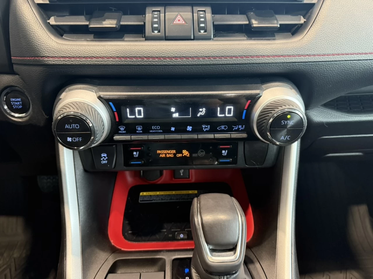 2021 Toyota RAV4 Trail https://www.acuramontrealcentre.com/resize/b990ff35b810a3abc0cc817b2ca24889-1