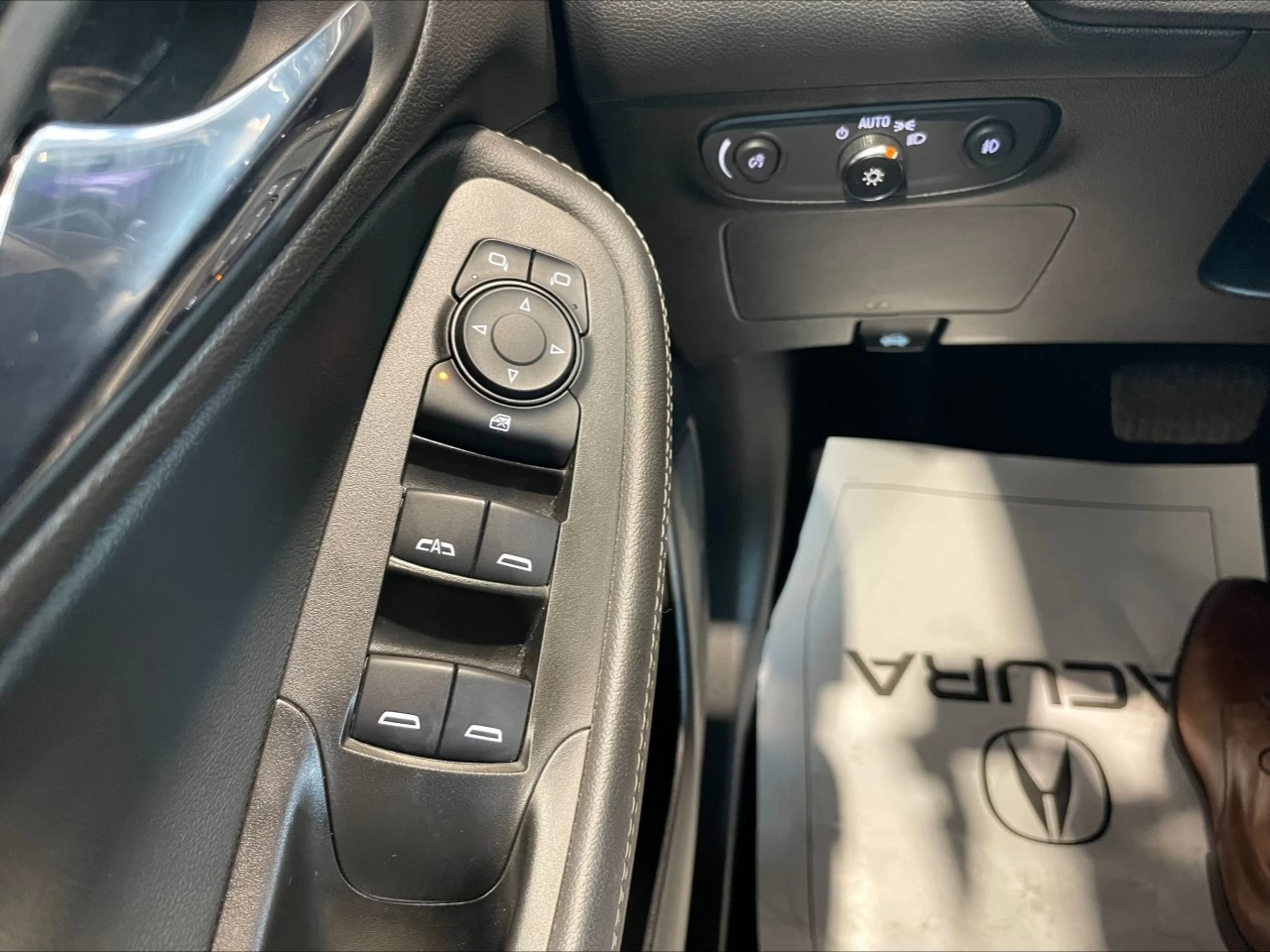 2023 Buick Encore GX Preferred https://www.acuramontrealcentre.com/resize/b990ff35b810a3abc0cc817b2ca24889-1