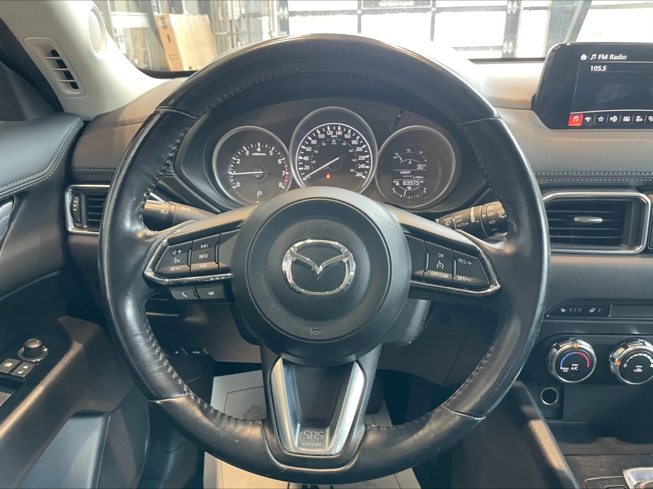 2017 Mazda CX-5 GS https://www.acuramontrealcentre.com/resize/b990ff35b810a3abc0cc817b2ca24889-1