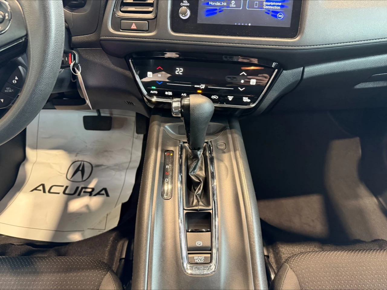 2022 Honda HR-V LX https://www.acuramontrealcentre.com/resize/b990ff35b810a3abc0cc817b2ca24889-1