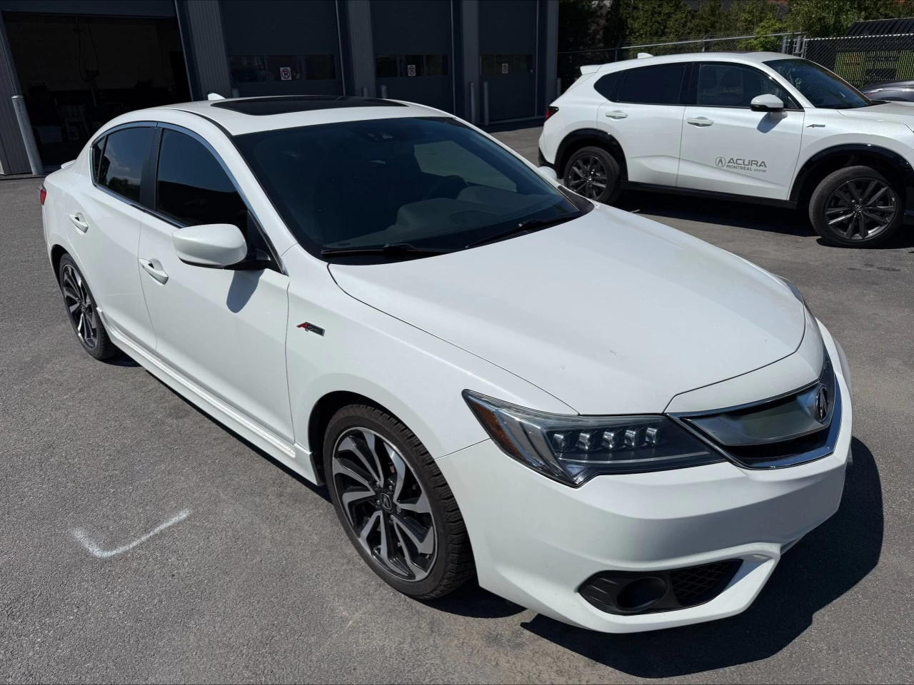 2018 Acura ILX A-Spec https://www.acuramontrealcentre.com/resize/b990ff35b810a3abc0cc817b2ca24889-1