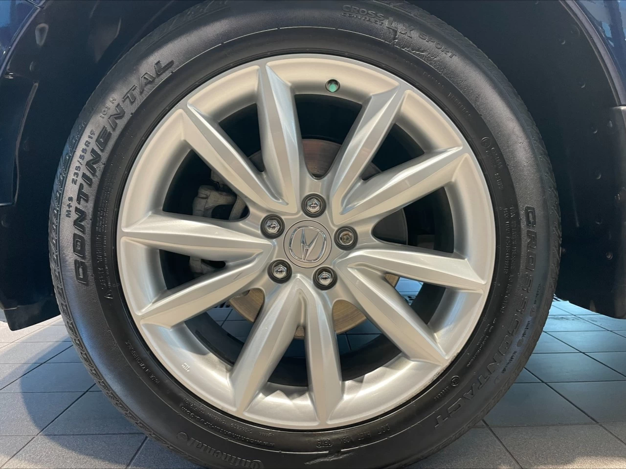 2020 Acura RDX AWD https://www.acuramontrealcentre.com/resize/b990ff35b810a3abc0cc817b2ca24889-1