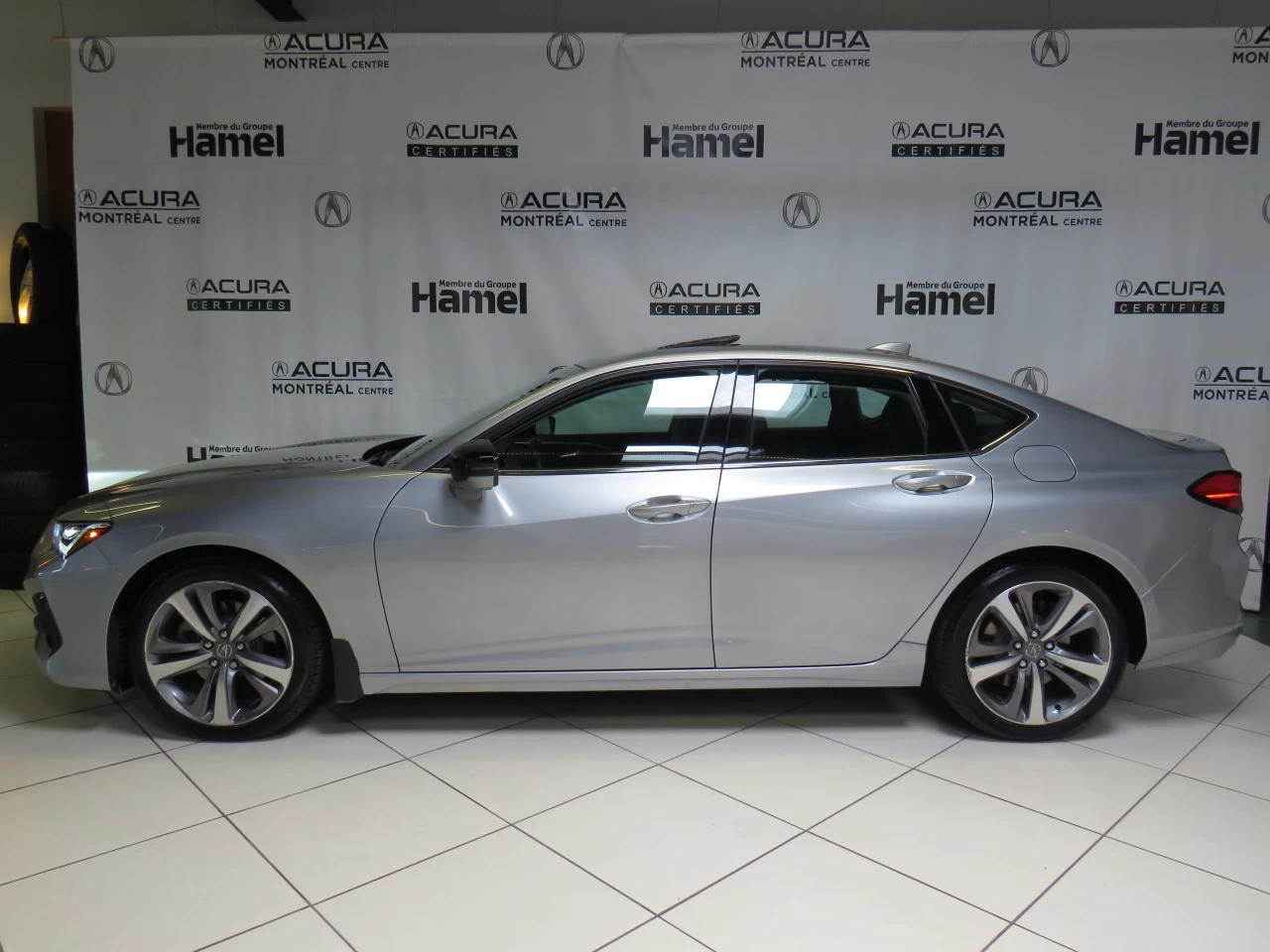 2021 Acura TLX Platinum Elite https://www.acuramontrealcentre.com/resize/b990ff35b810a3abc0cc817b2ca24889-1