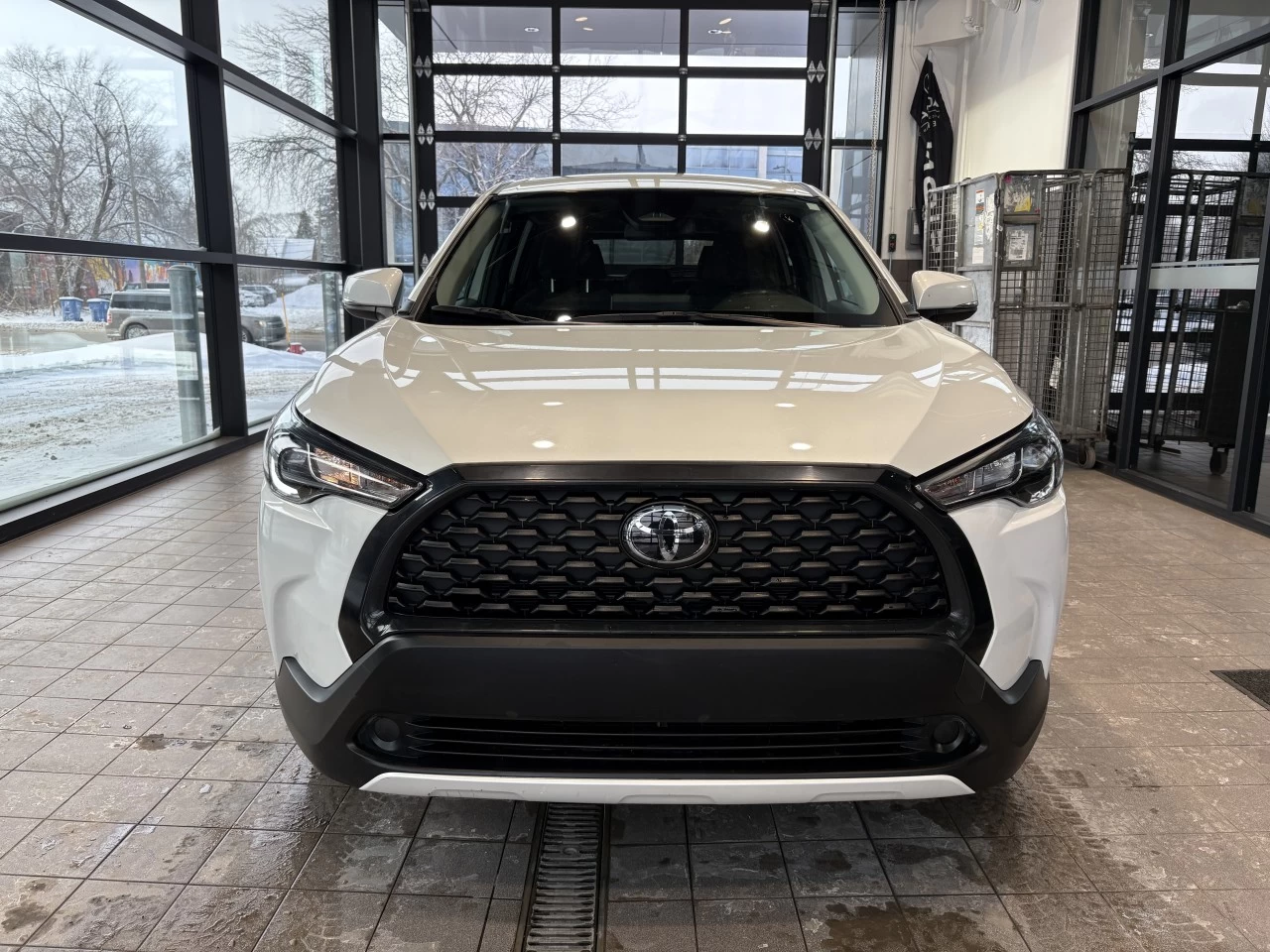 2023 Toyota Corolla Cross LE Image principale