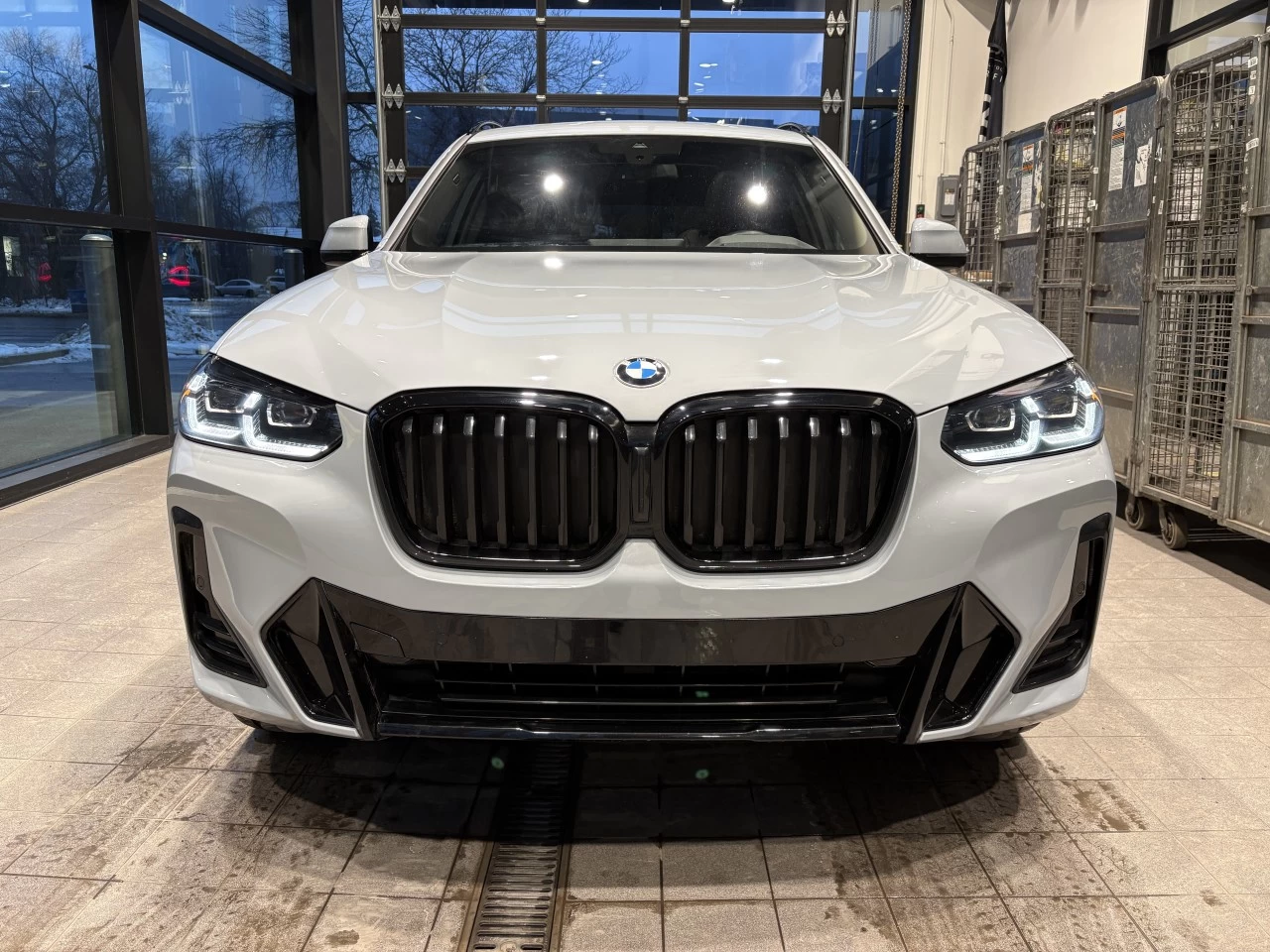 2024 BMW X3 xDrive30i https://www.acuramontrealcentre.com/resize/b990ff35b810a3abc0cc817b2ca24889-1