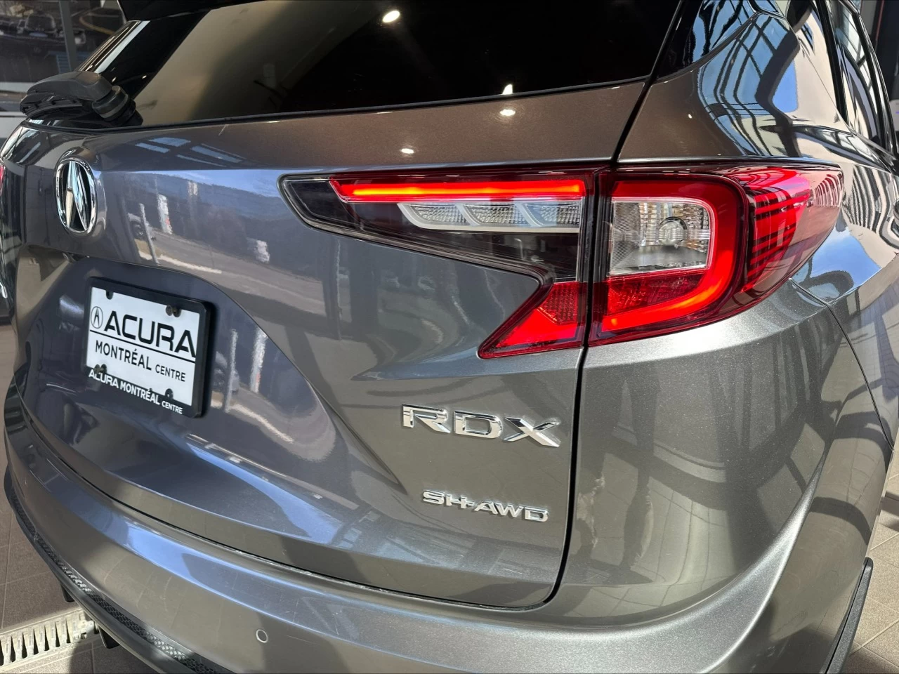 2022 Acura RDX Platinum Elite A-Spec/PMC Edition https://www.acuramontrealcentre.com/resize/b990ff35b810a3abc0cc817b2ca24889-1