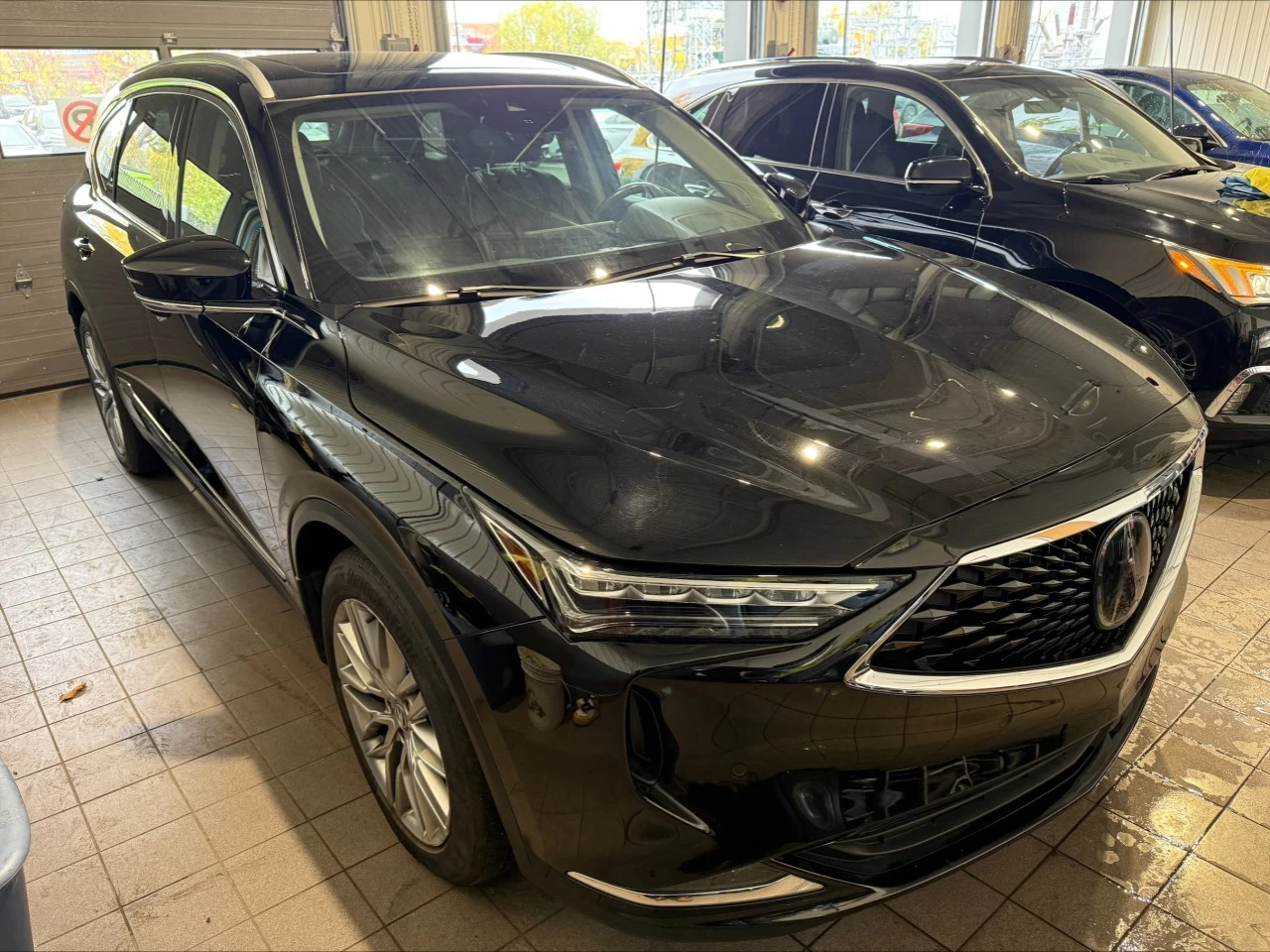 2023 Acura MDX Platinum Elite https://www.acuramontrealcentre.com/resize/b990ff35b810a3abc0cc817b2ca24889-1