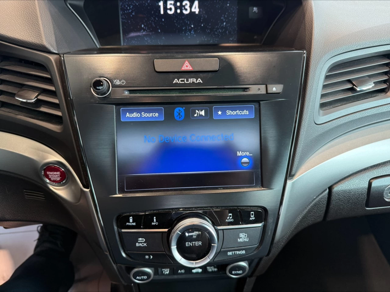 2018 Acura ILX Premium/Tech https://www.acuramontrealcentre.com/resize/b990ff35b810a3abc0cc817b2ca24889-1