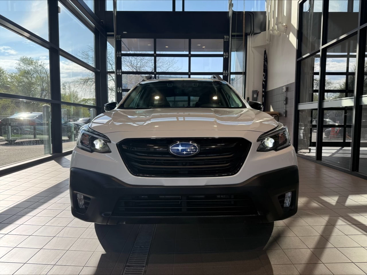 2020 Subaru Outback Outdoor XT https://www.acuramontrealcentre.com/resize/b990ff35b810a3abc0cc817b2ca24889-1