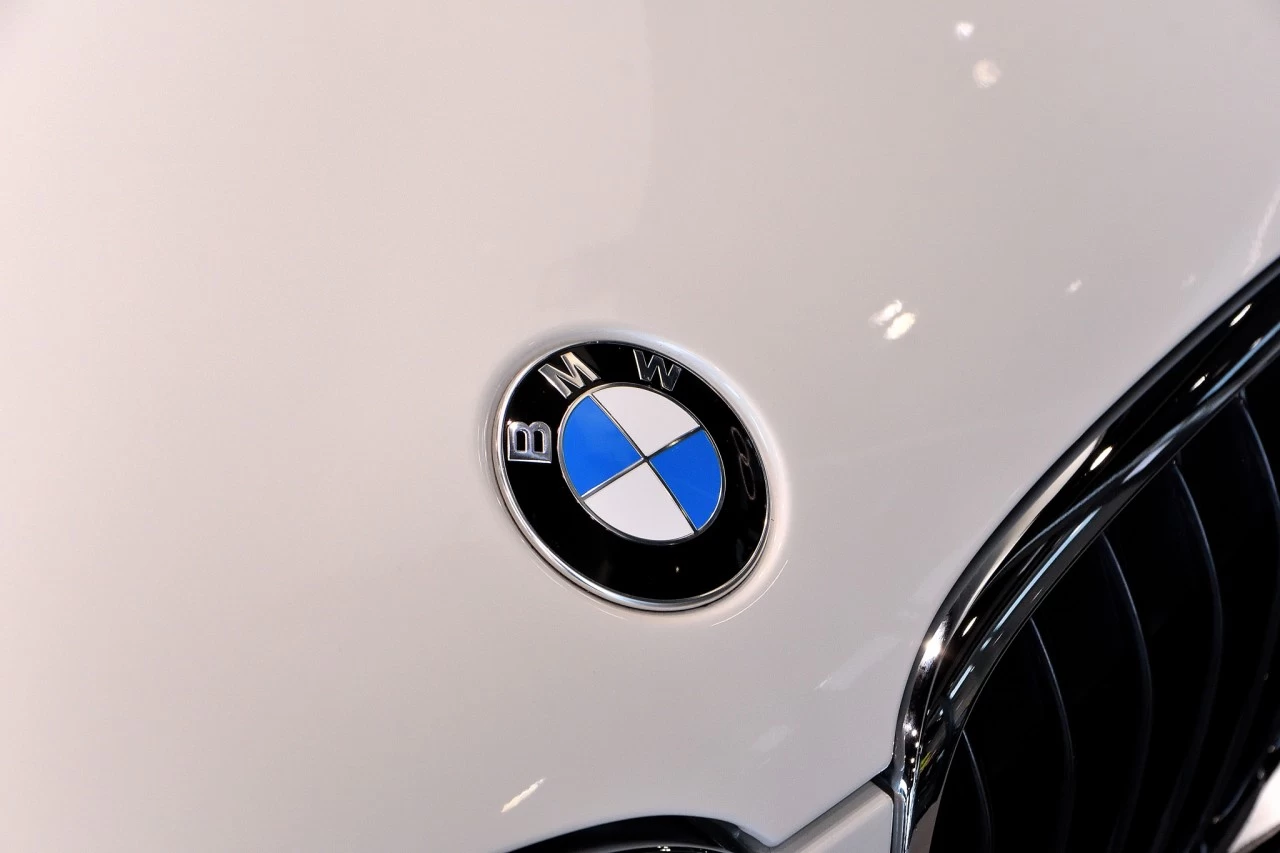 2019 BMW X1 xDrive28i https://www.acuramontrealcentre.com/resize/b990ff35b810a3abc0cc817b2ca24889-1