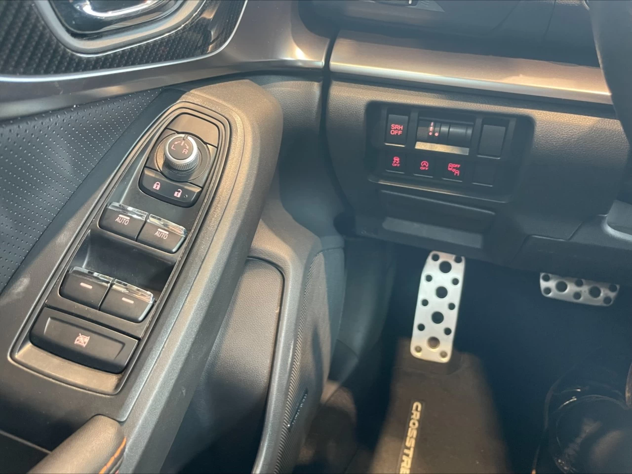 2020 Subaru Crosstrek LIMITED https://www.acuramontrealcentre.com/resize/b990ff35b810a3abc0cc817b2ca24889-1