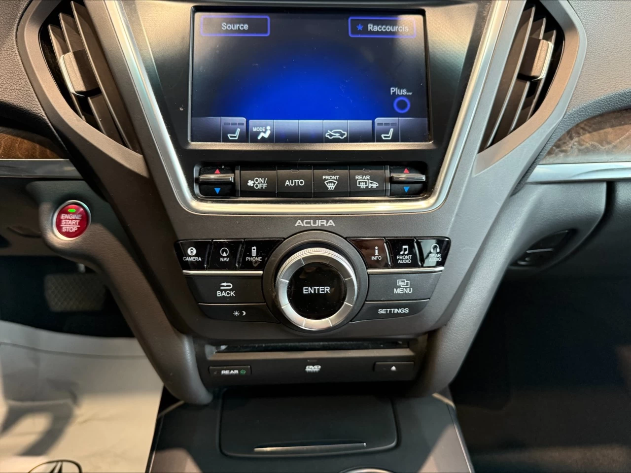 2017 Acura MDX Elite Pkg https://www.acuramontrealcentre.com/resize/b990ff35b810a3abc0cc817b2ca24889-1