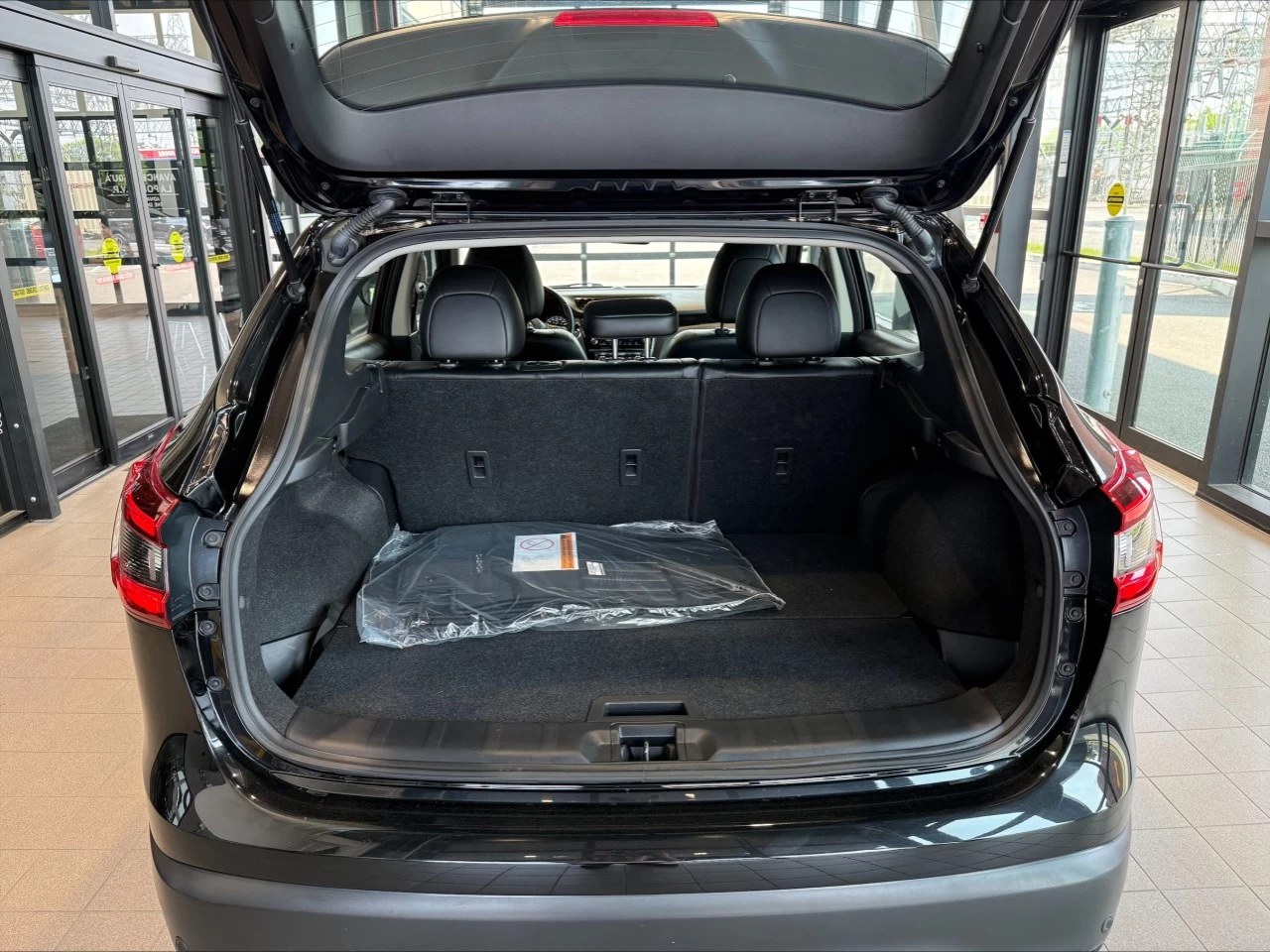 2021 Nissan Qashqai SL https://www.acuramontrealcentre.com/resize/b990ff35b810a3abc0cc817b2ca24889-1