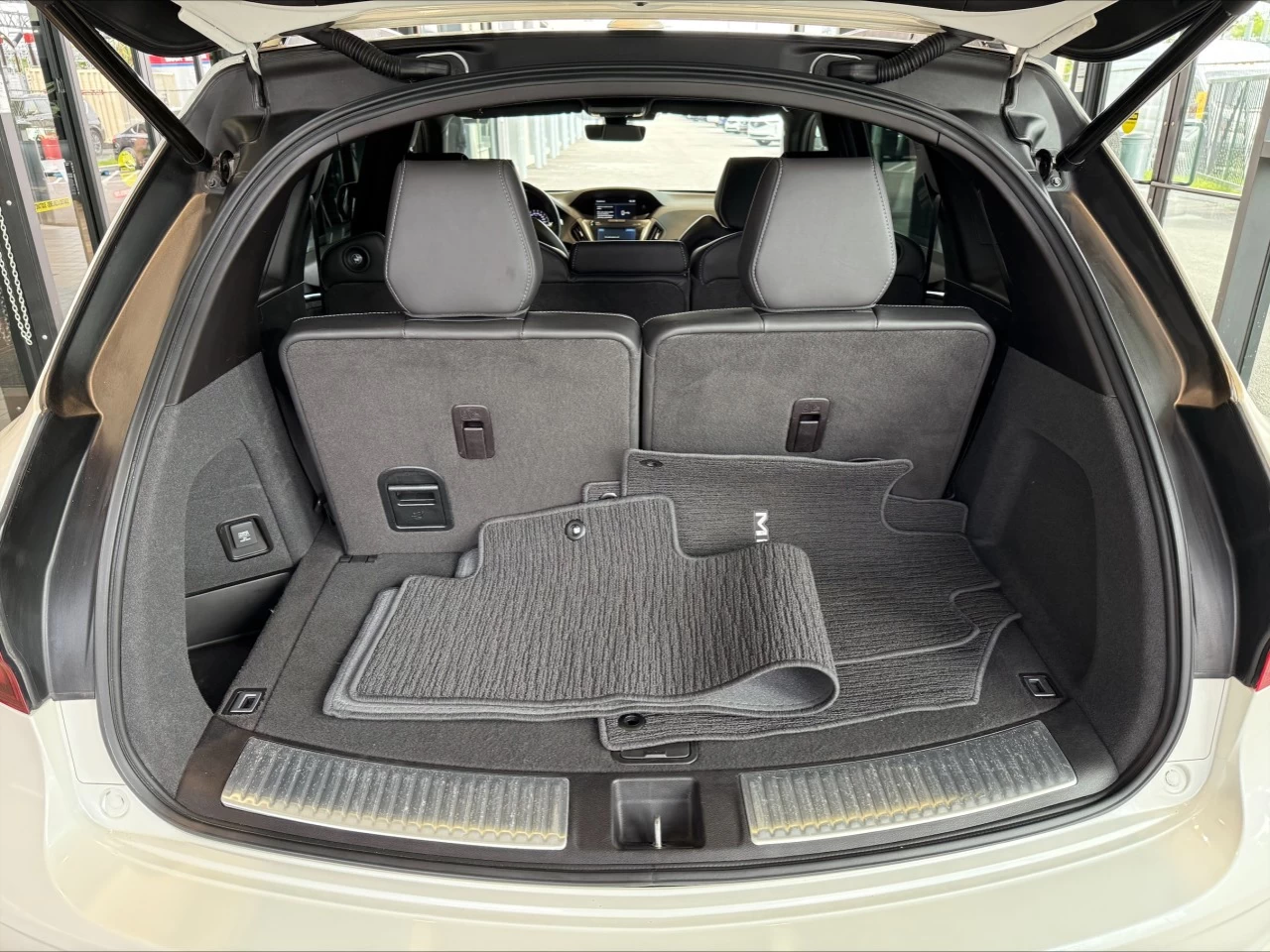 2019 Acura MDX Elite A-Spec https://www.acuramontrealcentre.com/resize/b990ff35b810a3abc0cc817b2ca24889-1