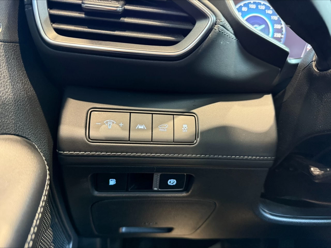 2022 Hyundai Santa Fe Luxury PHEV https://www.acuramontrealcentre.com/resize/b990ff35b810a3abc0cc817b2ca24889-1