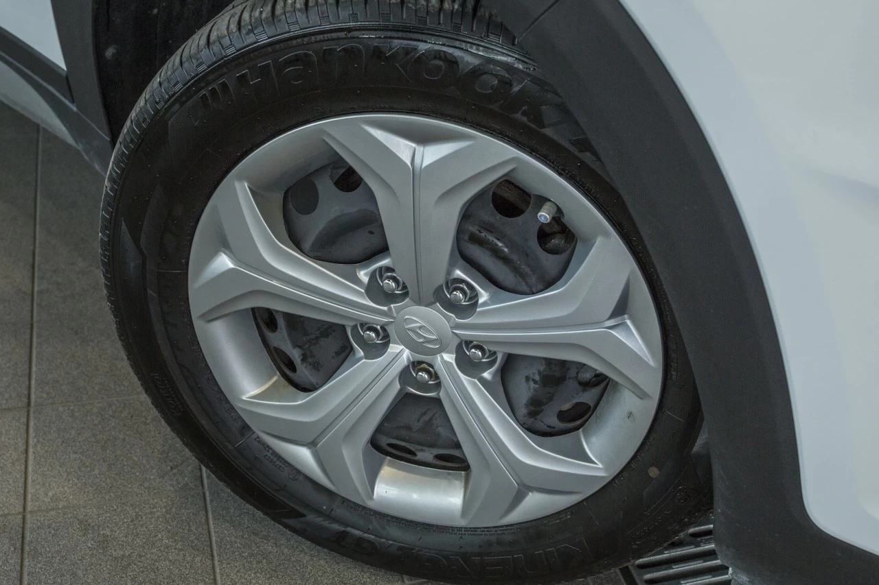 2021 Hyundai Tucson  https://www.acuramontrealcentre.com/resize/b990ff35b810a3abc0cc817b2ca24889-1