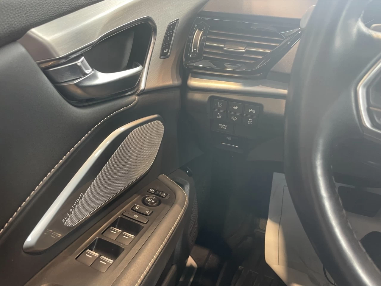 2021 Acura RDX Elite https://www.acuramontrealcentre.com/resize/b990ff35b810a3abc0cc817b2ca24889-1