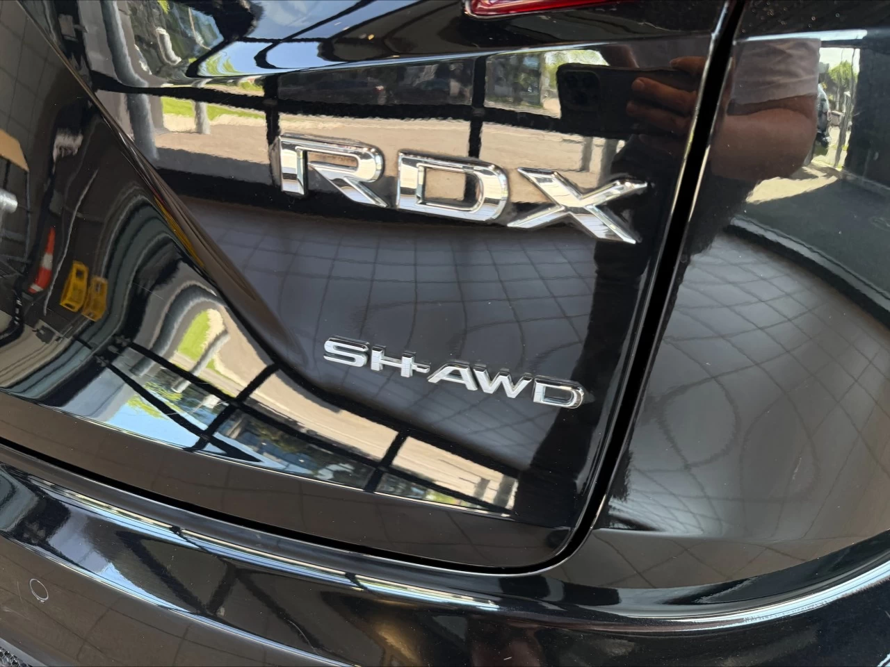 2023 Acura RDX A-Spec https://www.acuramontrealcentre.com/resize/b990ff35b810a3abc0cc817b2ca24889-1