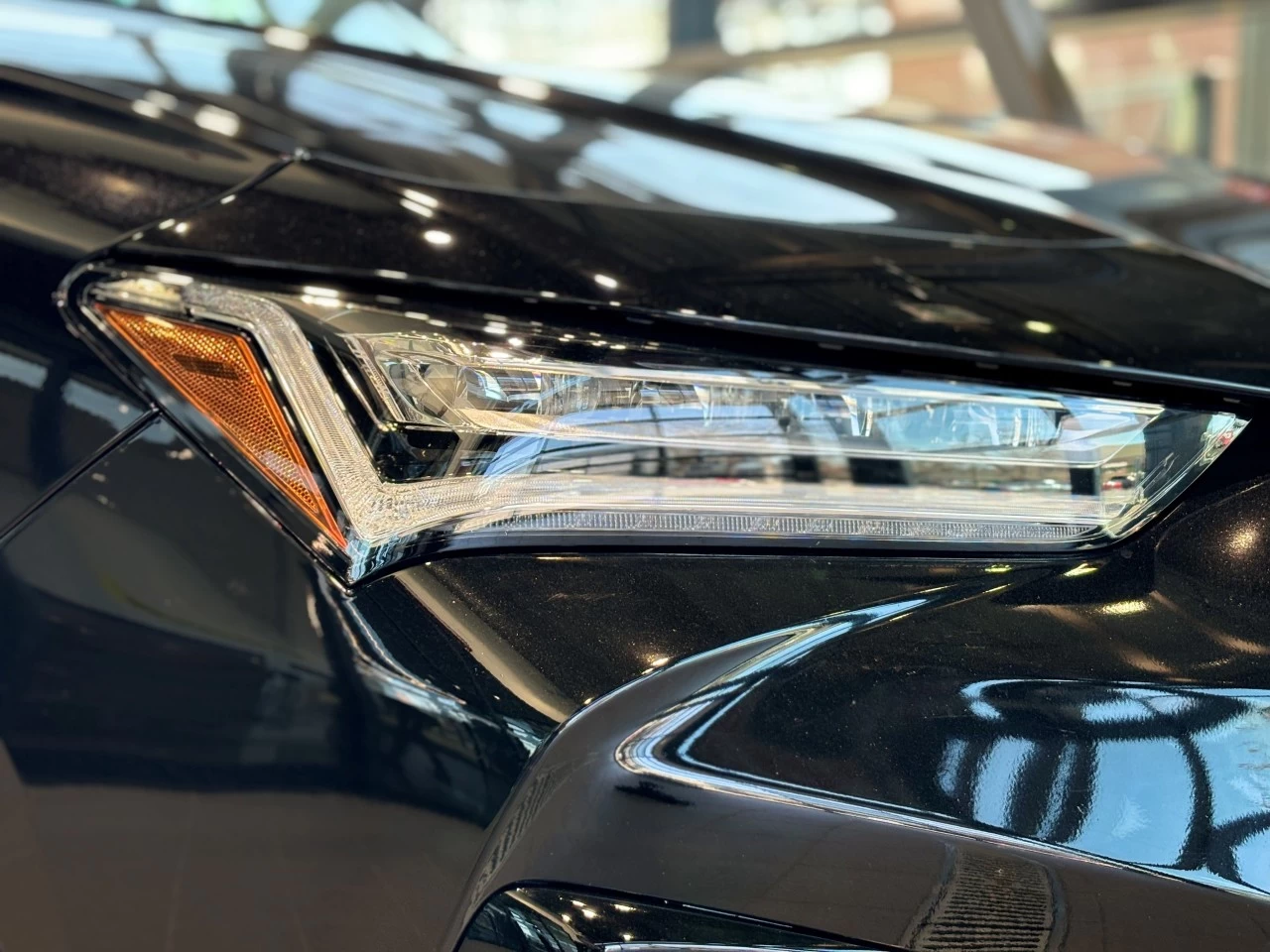2023 Acura TLX Platinum Elite https://www.acuramontrealcentre.com/resize/b990ff35b810a3abc0cc817b2ca24889-1