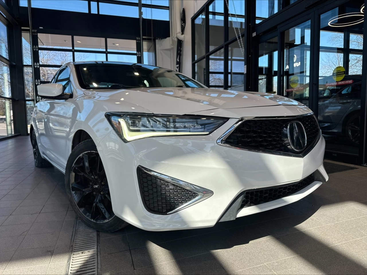 2020 Acura ILX Premium https://www.acuramontrealcentre.com/resize/b990ff35b810a3abc0cc817b2ca24889-1