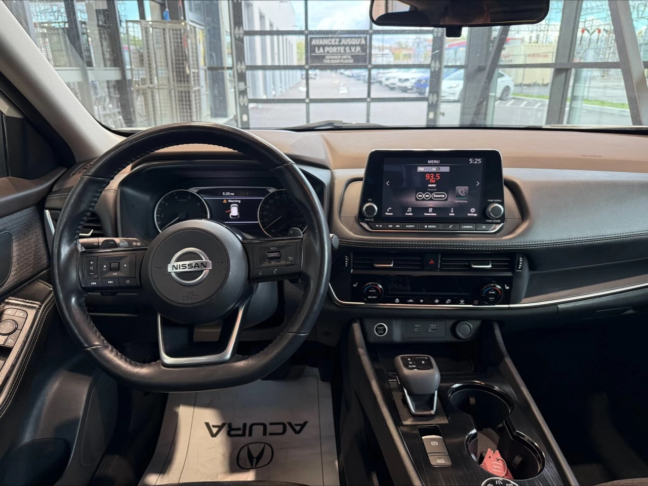 2021 Nissan Rogue S https://www.acuramontrealcentre.com/resize/b990ff35b810a3abc0cc817b2ca24889-1