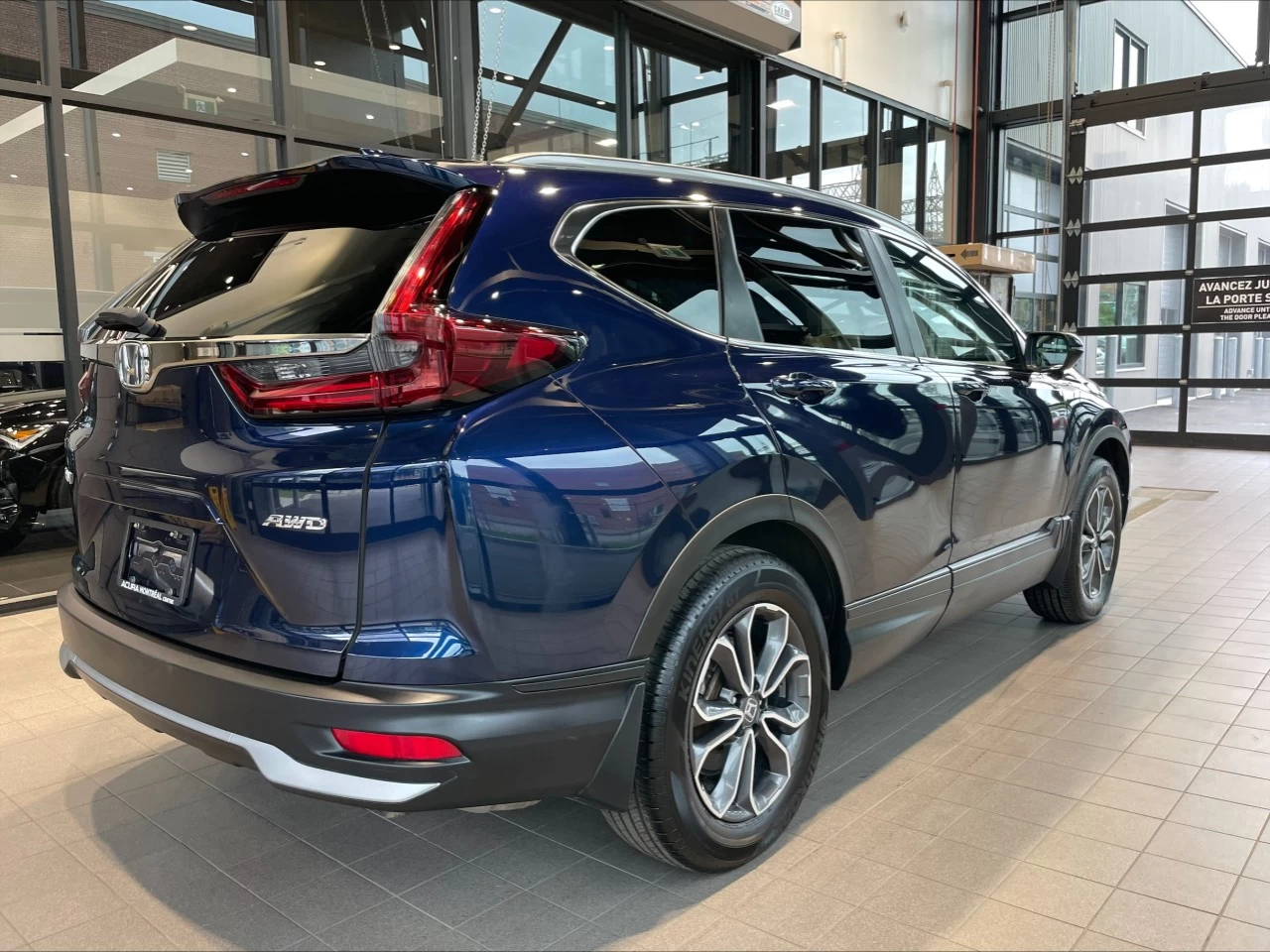 2022 Honda CR-V EX-L https://www.acuramontrealcentre.com/resize/b990ff35b810a3abc0cc817b2ca24889-1