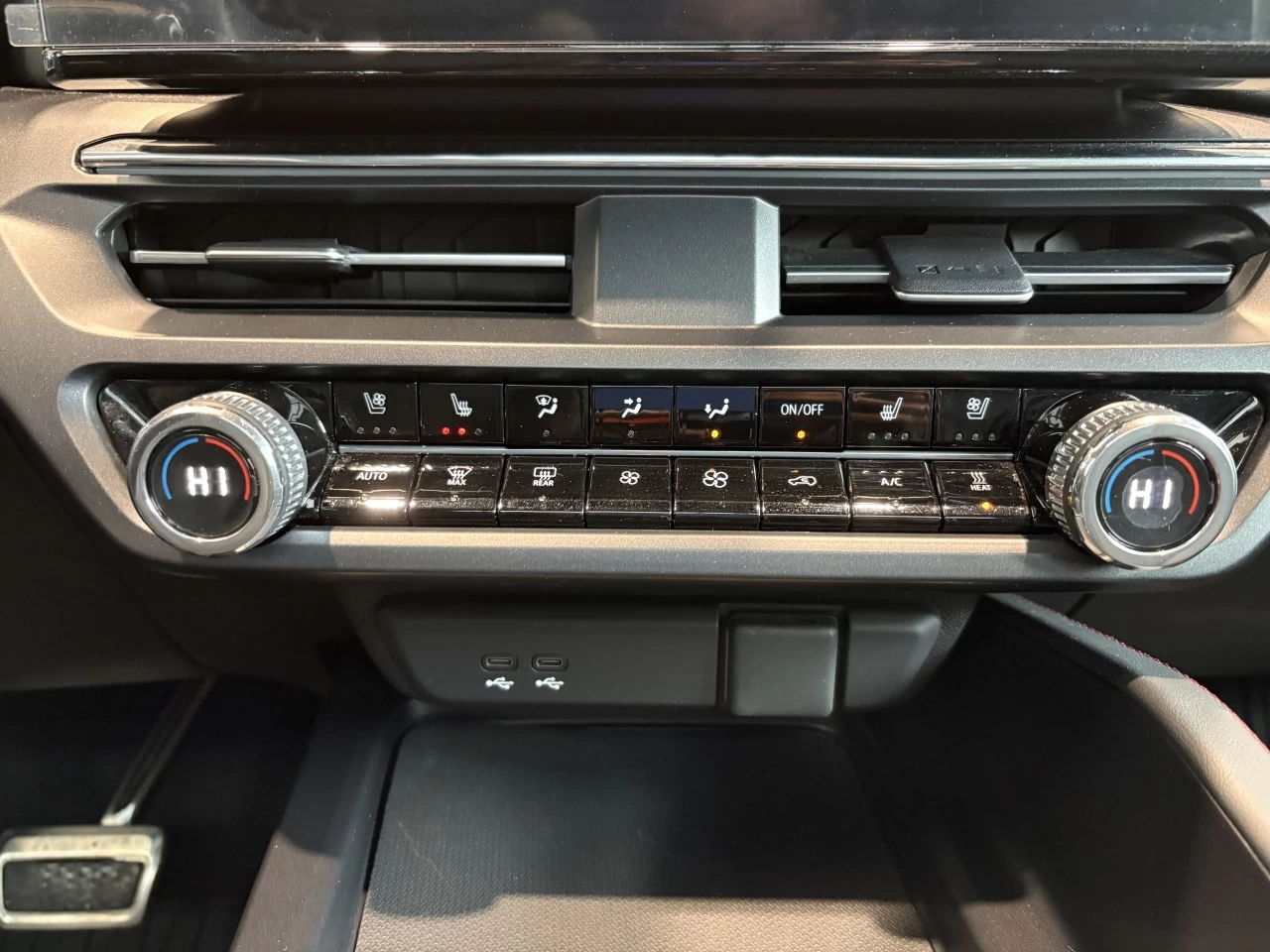 2024 Acura ZDX w/A-Spec Package Main Image