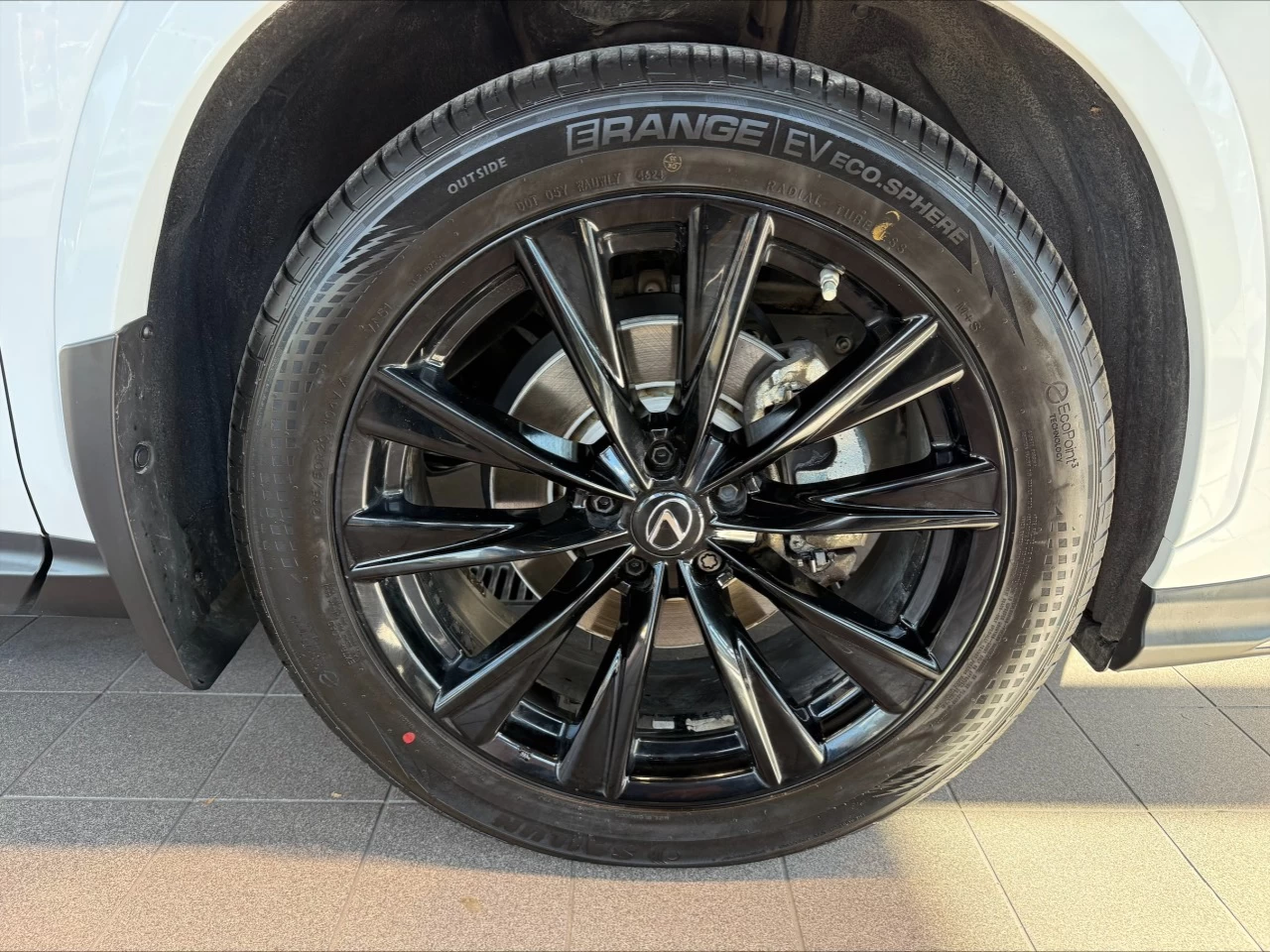 2022 Lexus NX350 NX350 https://www.acuramontrealcentre.com/resize/b990ff35b810a3abc0cc817b2ca24889-1