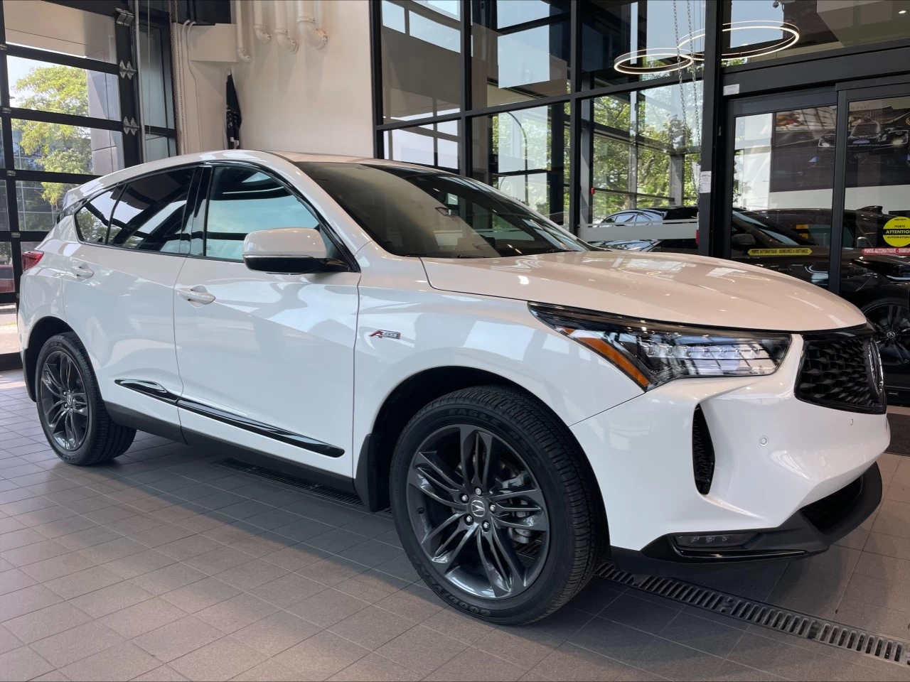 2023 Acura RDX A-Spec https://www.acuramontrealcentre.com/resize/b990ff35b810a3abc0cc817b2ca24889-1