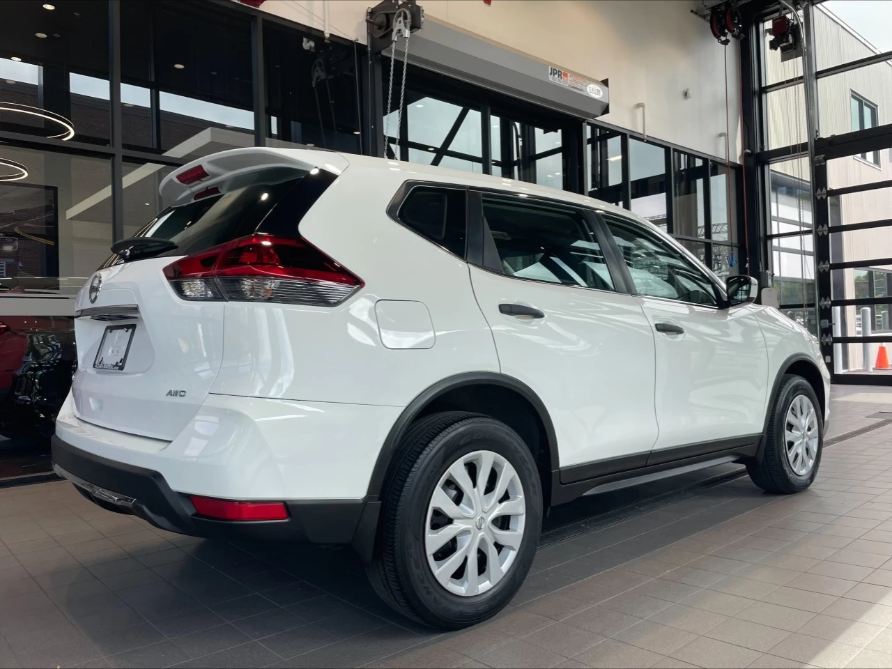 2019 Nissan Rogue S https://www.acuramontrealcentre.com/resize/b990ff35b810a3abc0cc817b2ca24889-1