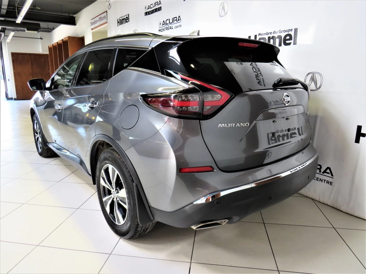 2020 Nissan Murano SV https://www.acuramontrealcentre.com/resize/b990ff35b810a3abc0cc817b2ca24889-1