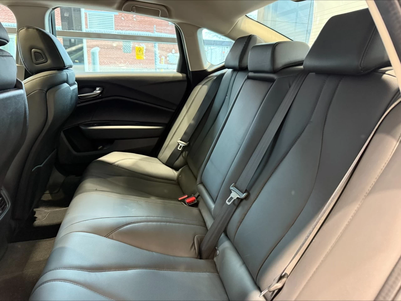 2021 Acura TLX Tech https://www.acuramontrealcentre.com/resize/b990ff35b810a3abc0cc817b2ca24889-1