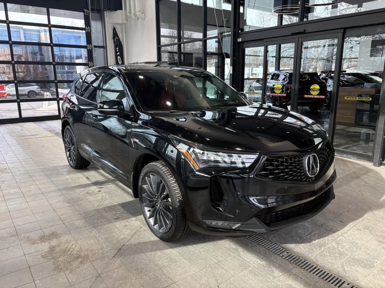 2023 Acura RDX Platinum Elite A-Spec https://www.acuramontrealcentre.com/resize/b990ff35b810a3abc0cc817b2ca24889-1