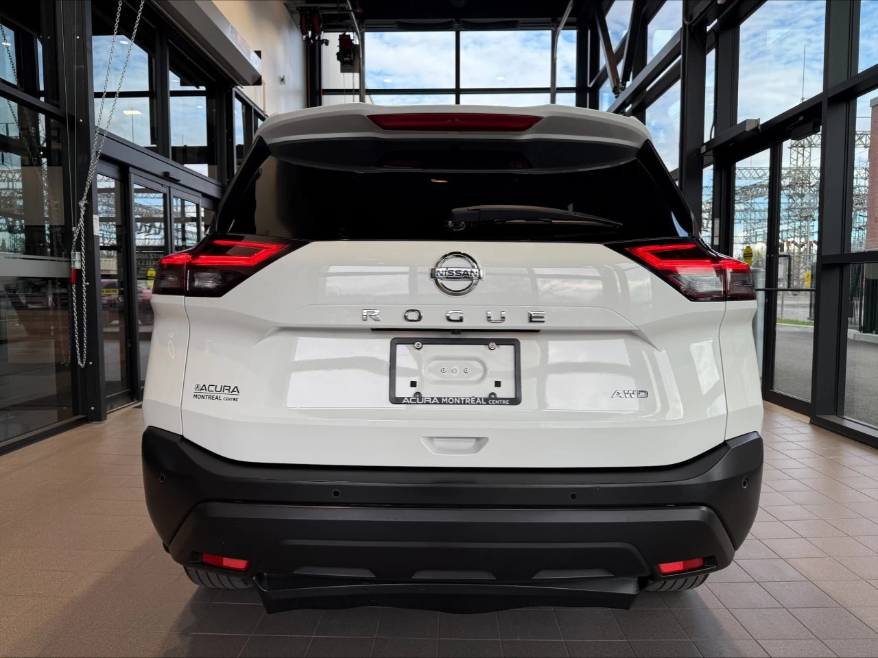 2021 Nissan Rogue S https://www.acuramontrealcentre.com/resize/b990ff35b810a3abc0cc817b2ca24889-1