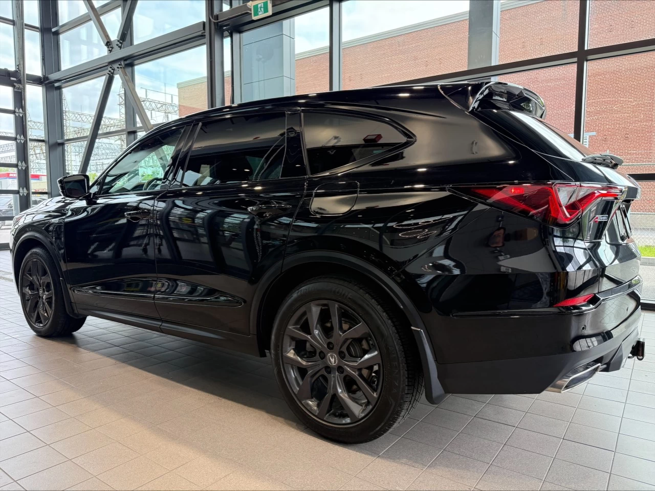 2023 Acura MDX A-Spec https://www.acuramontrealcentre.com/resize/b990ff35b810a3abc0cc817b2ca24889-1