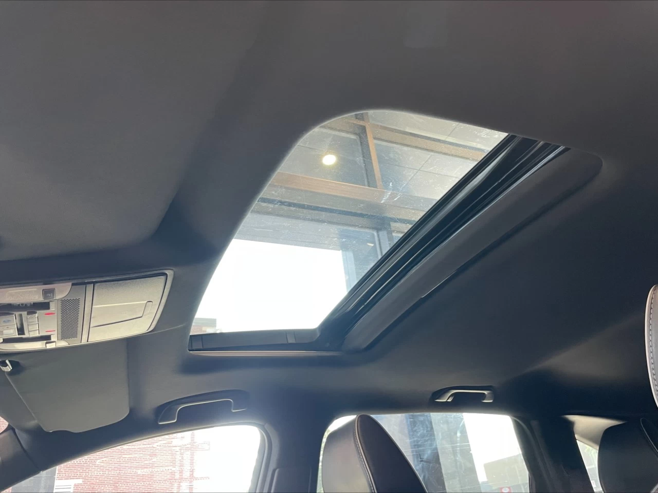 2019 Acura MDX Elite 6 Passenger/A-Spec https://www.acuramontrealcentre.com/resize/b990ff35b810a3abc0cc817b2ca24889-1